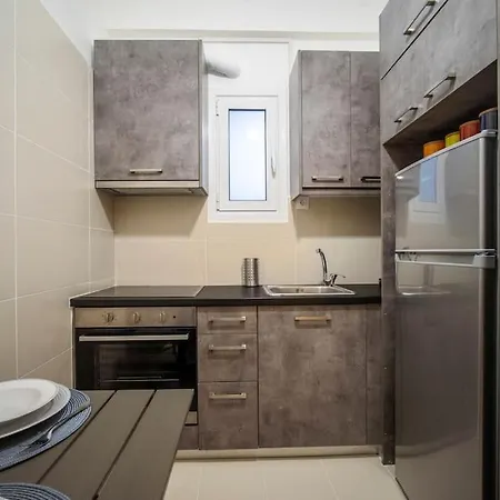 In Art Comfy Cultural Flat 3is
