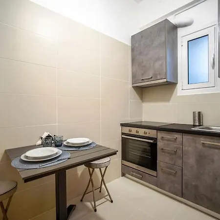 In Art Comfy Cultural Flat 3is
